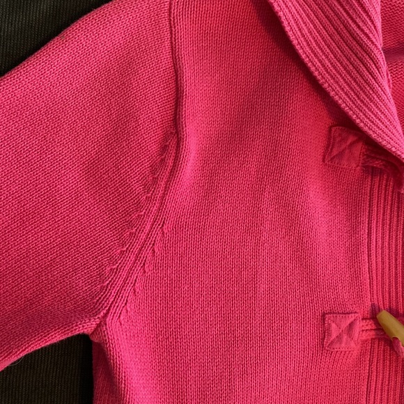 L. L. Bean 100% cotton Shawl Collar horn toggles and loop Candy pink Barbie XS - Picture 10 of 15